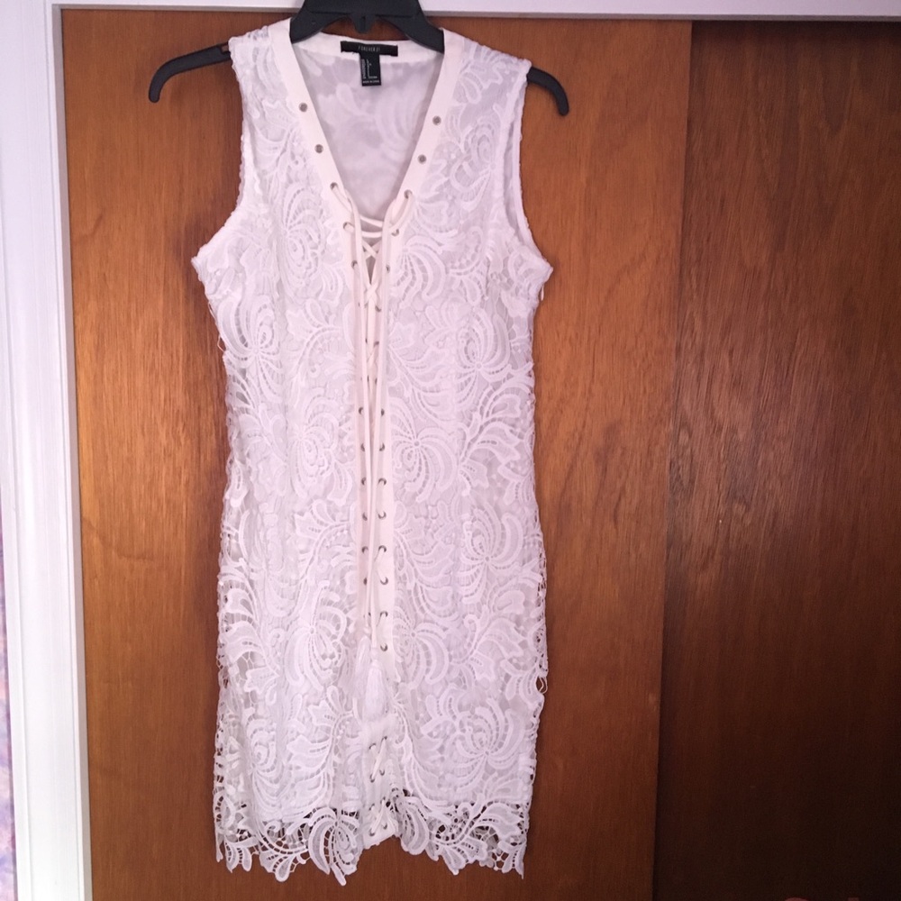 White lace dress